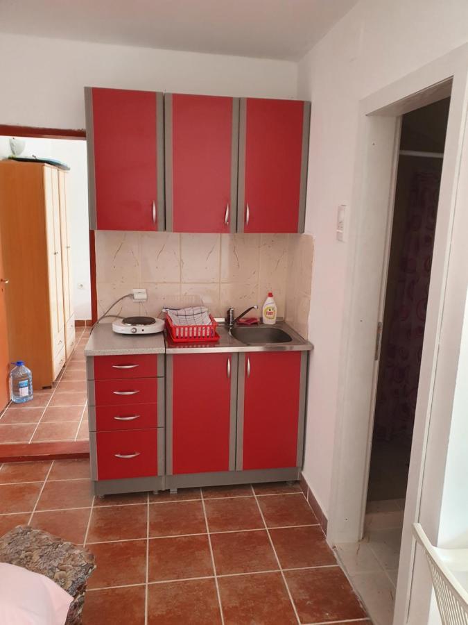 Apartmani Nar Sutomore Exteriör bild